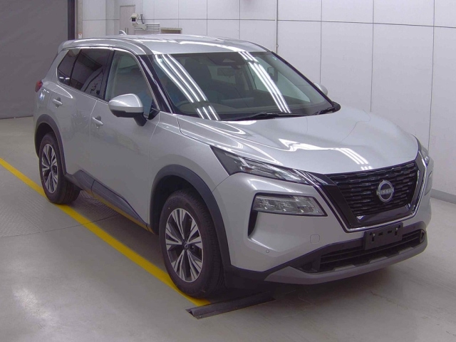 NISSAN X-TRAIL 2023