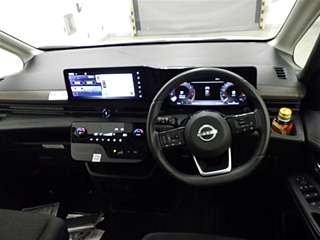 NISSAN SERENA 2023