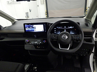 NISSAN SERENA 2023