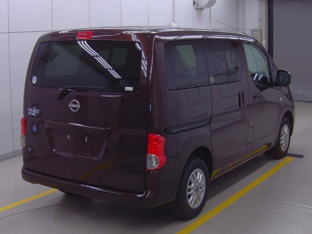 NISSAN NV200 2022