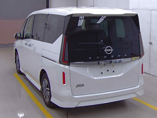NISSAN SERENA 2023