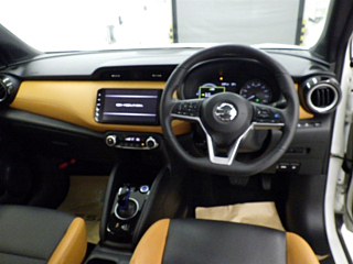 NISSAN KIX 2021
