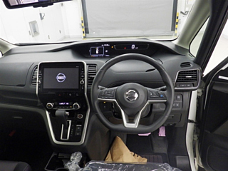 NISSAN SERENA 2017