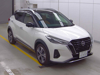 NISSAN KIX 2021