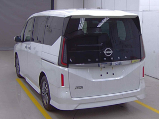 NISSAN SERENA 2023