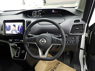 NISSAN SERENA 2020