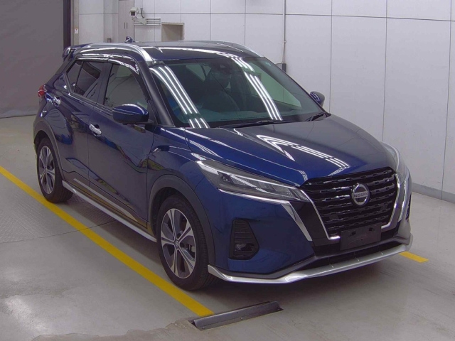 NISSAN KIX 2022