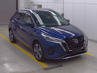 NISSAN KIX 2020