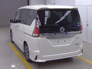 NISSAN SERENA 2018