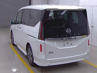 NISSAN SERENA 2023