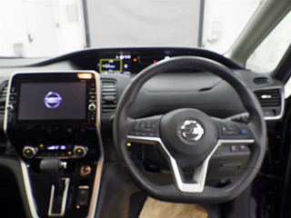 NISSAN SERENA 2018