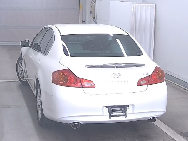 NISSAN SKYLINE 2013