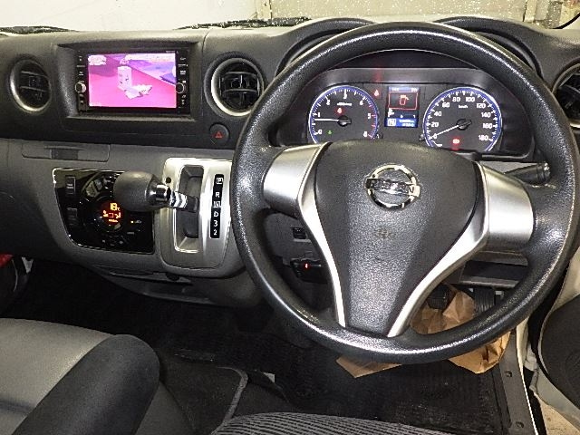 NISSAN CARAVAN VAN 2017