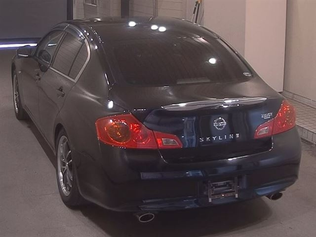 NISSAN SKYLINE 2011