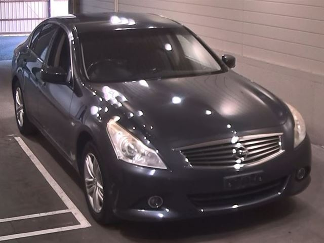 NISSAN SKYLINE 2010