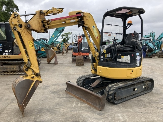KOMATSU PC30UUC-6 2016