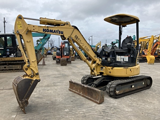 KOMATSU PC30MR-5 2016