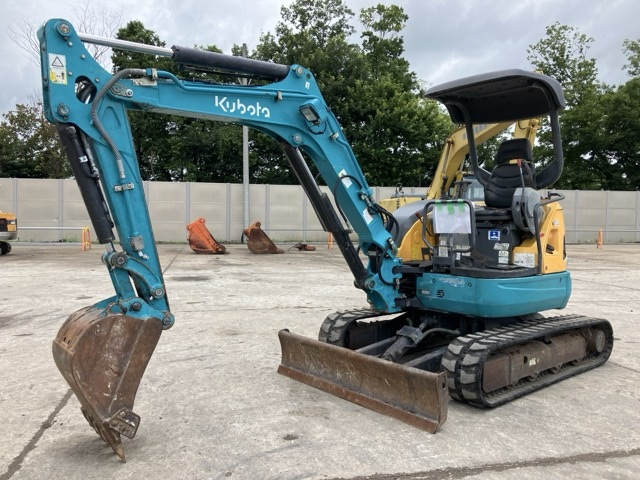 KUBOTA U-30-5 2012
