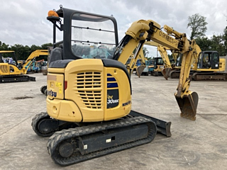 KOMATSU PC30UUC-6 2016