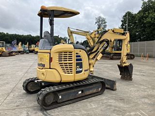 KOMATSU PC30MR-5 2016
