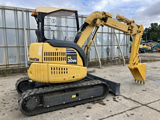 KOMATSU PC30UU-5 2015