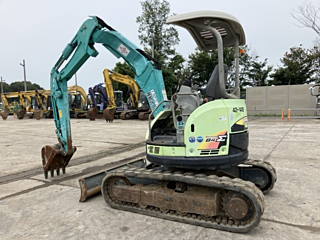 YANMAR B4-6A 2011