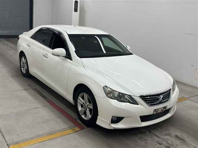TOYOTA MARK X 2010