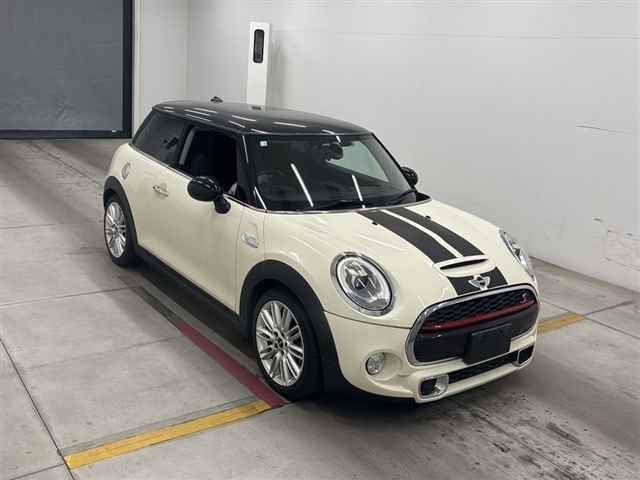 BMW MINI 2016