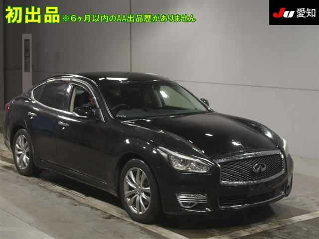NISSAN FUGA 2017