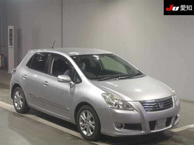 TOYOTA BLADE 2011