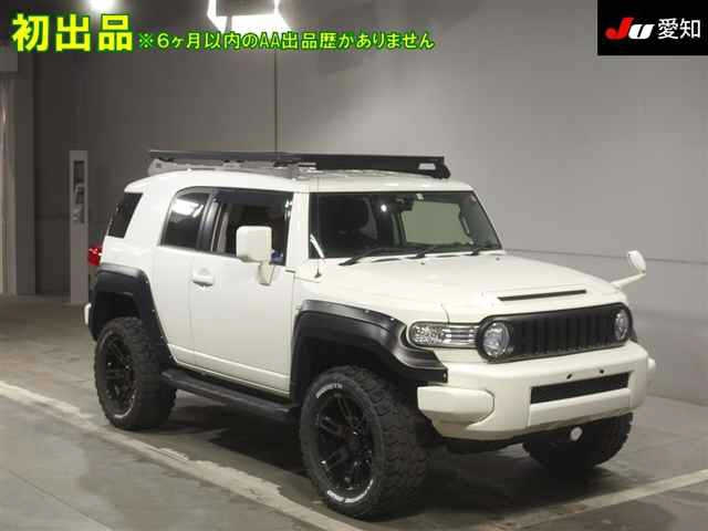 TOYOTA FJ CRUISER 2015