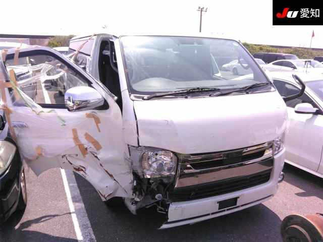 TOYOTA HIACE VAN 2019