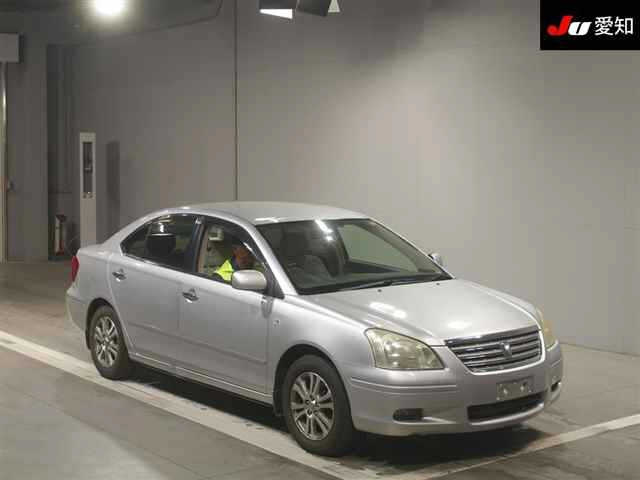 TOYOTA PREMIO 2005