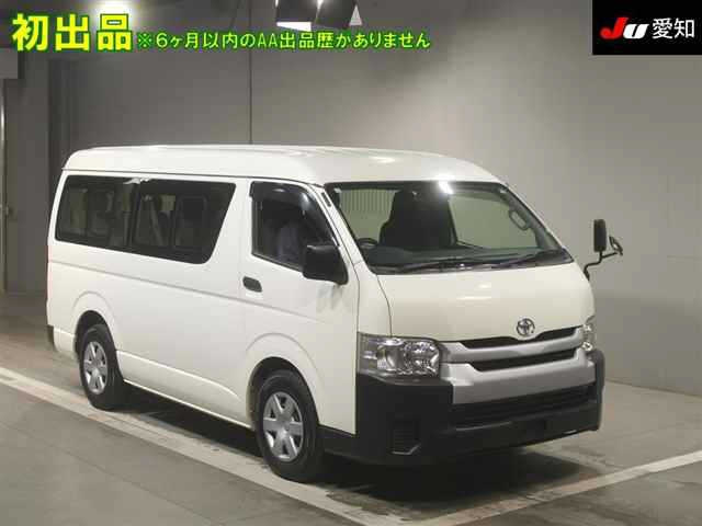 TOYOTA HIACE 2014