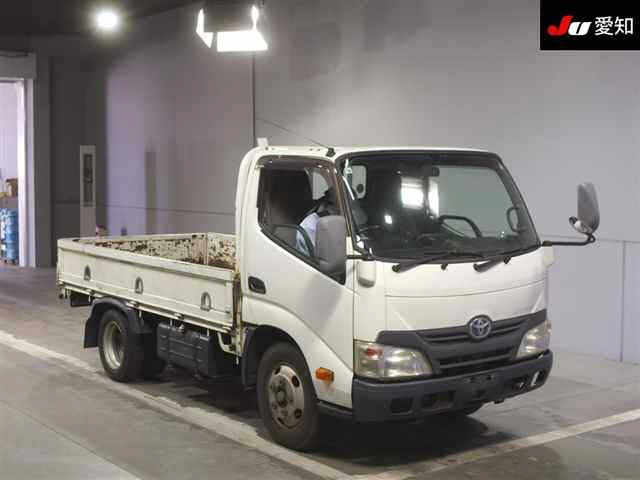 TOYOTA DYNA 2012