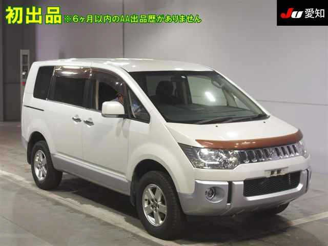 MITSUBISHI DELICA D5 2012