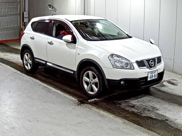 NISSAN DUALIS 2013