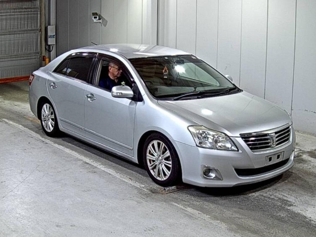 TOYOTA PREMIO