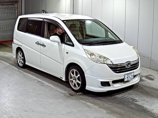 HONDA STEP WAGON 2005