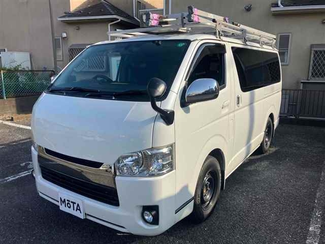 TOYOTA REGIUS ACE VAN