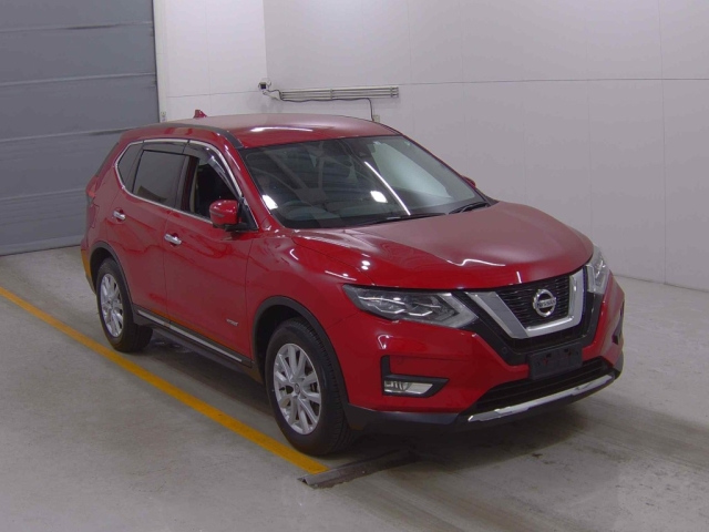 NISSAN X-TRAIL