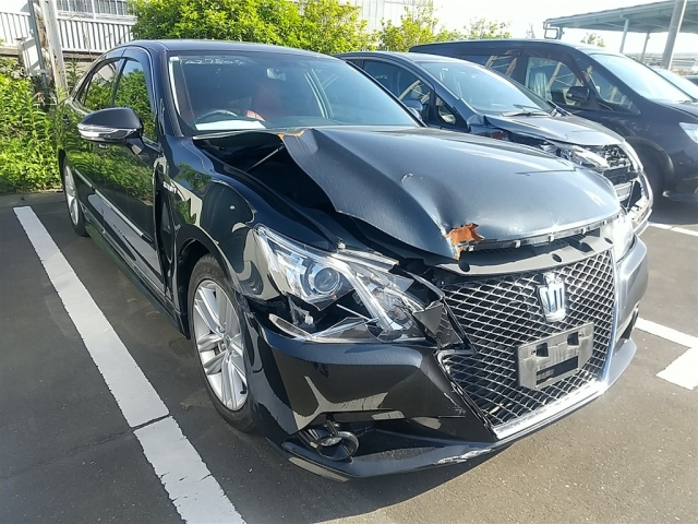 TOYOTA CROWN 2013