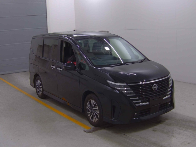 NISSAN SERENA 2023