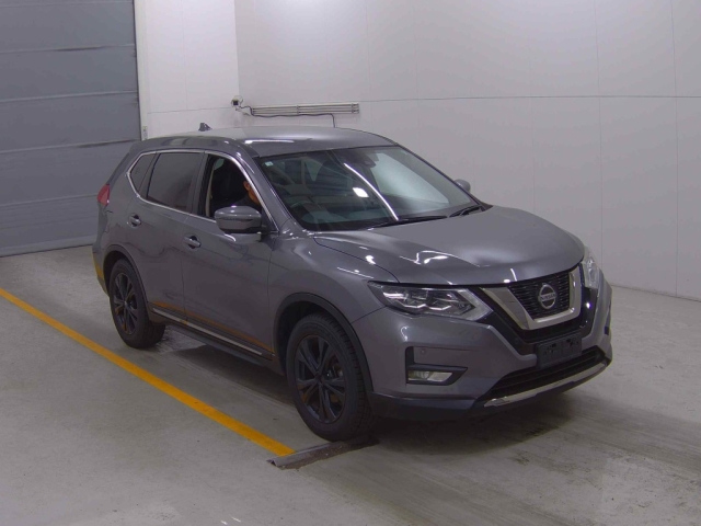 NISSAN X-TRAIL