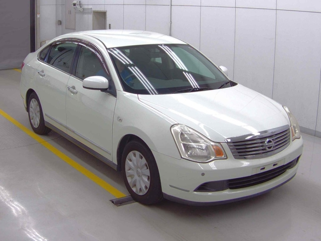 NISSAN SYLPHY 2010