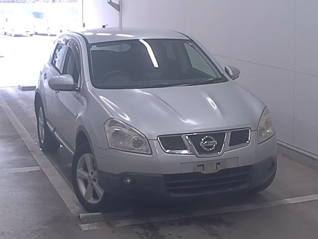 NISSAN DUALIS 2010