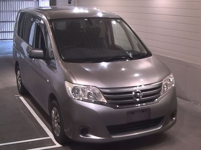 NISSAN SERENA 2011