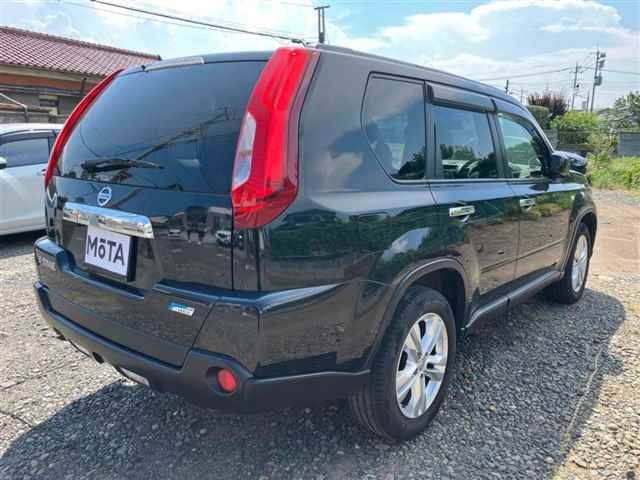 NISSAN X-TRAIL 2013