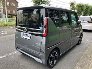 NISSAN ROOX 2021