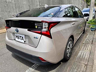 TOYOTA PRIUS 2020